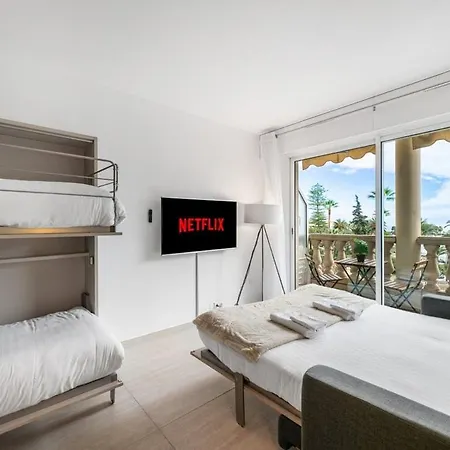 Le Coq Elisee - Parking - Ac - Wi-fi - Downtown Apartman *